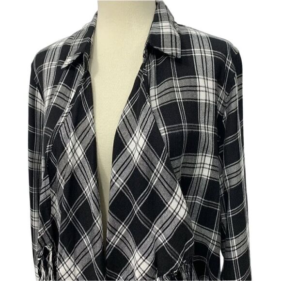 Willow & Clay- Woman Black/White Plaid Fringe Open Front Waterfall Cardigan, XL - Picture 5 of 14